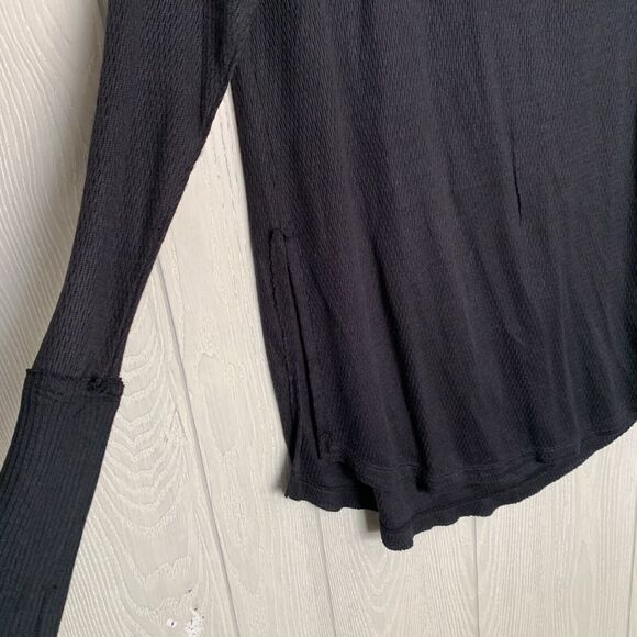 Free People Black Thermal Long Sleeve Top Small NWT - Picture 5 of 9